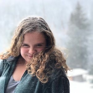 Meet your Posher, Alli